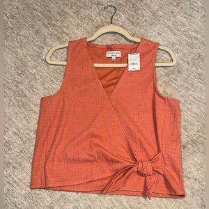 NWT - Madewell Sleeveless Cropped Blouse 🧡